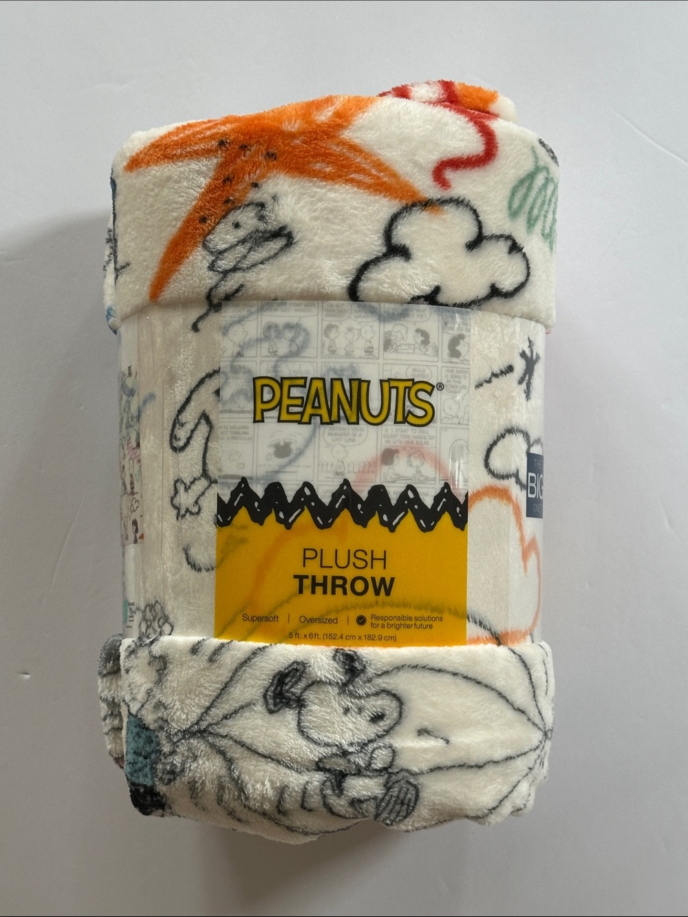 Snoopy Peanuts Oversized Plush Throw Blanket